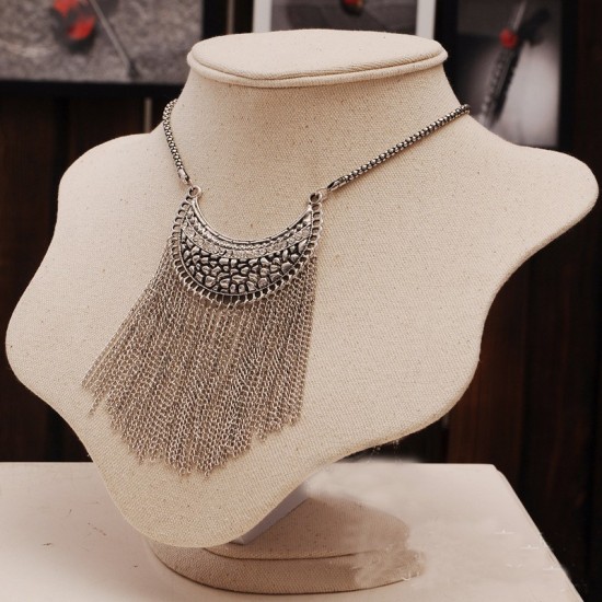 Long Chain Vintage Necklace (Silver Color)