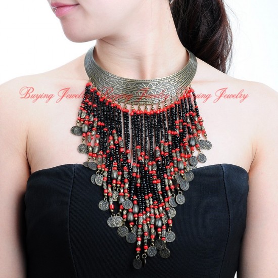 Resin Tussles Short Chocker Bead Necklace (Red & Black Color)