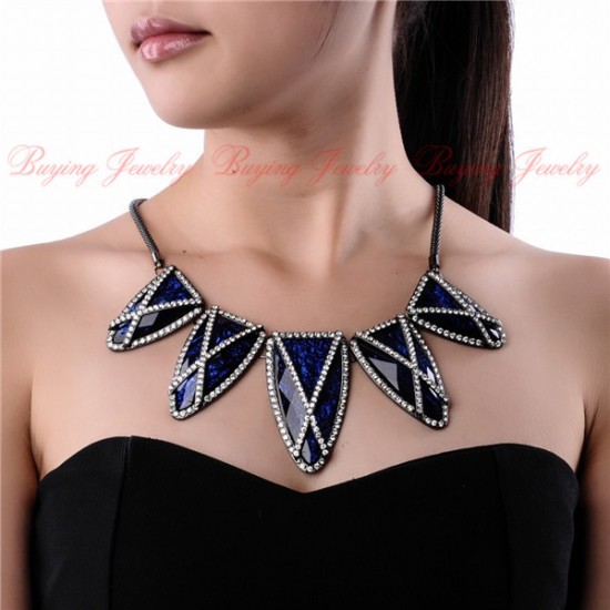 Geometric Crystal Choker Necklace (Blue Color)