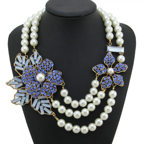 Rhinestone Flower Multilayered Pearl Necklace (White Color)