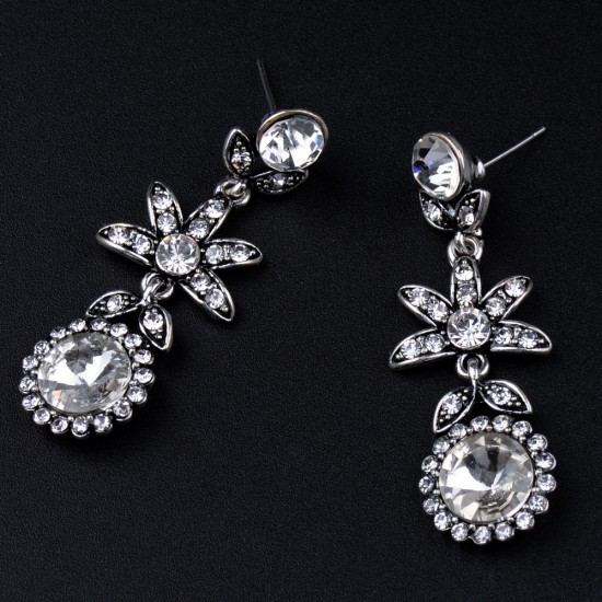 Charm Floral Dangle Earrings (Silver Color)